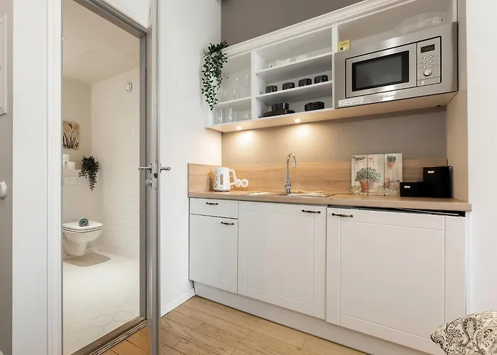 Modern Next To Old Town 公寓 *