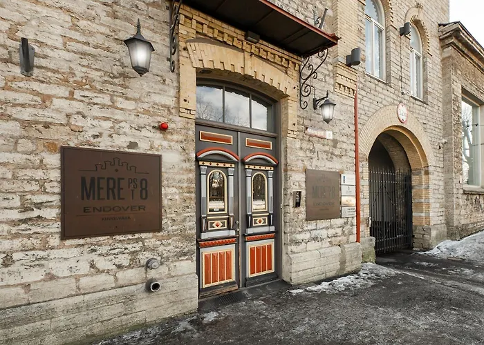 Modern Next To Old Town 아파트 *